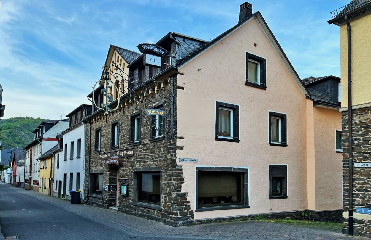  Our motorcyclist-friendly Mikes Mosel Lodge  